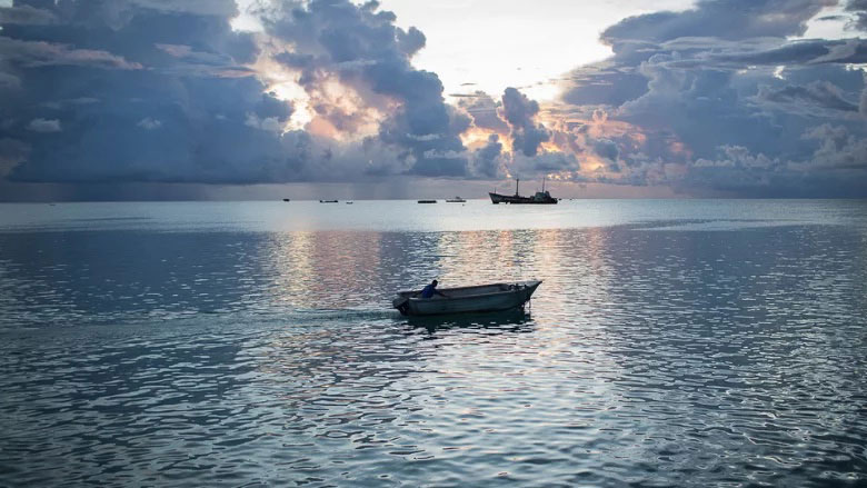 The logistics of managing pharmacy supplies across 21 islands spread across 3.5 million square kilometers of ocean are an immense challenge. Photo: Conor Ashleigh/World Bank