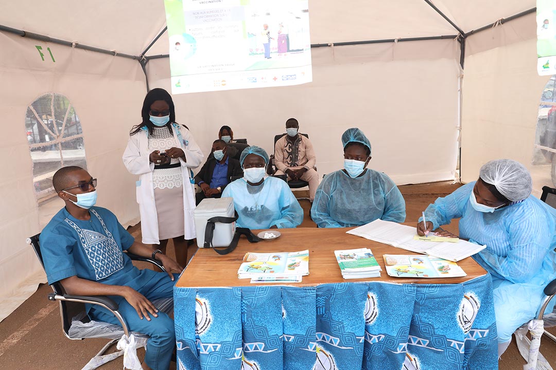 Vaccination au Cameroun contre la COVID-19