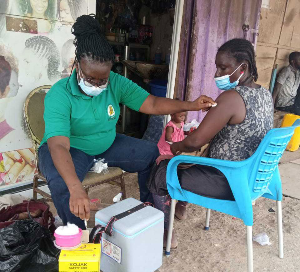 Vaccination at Ga East. Credit: Dr Kutsoati