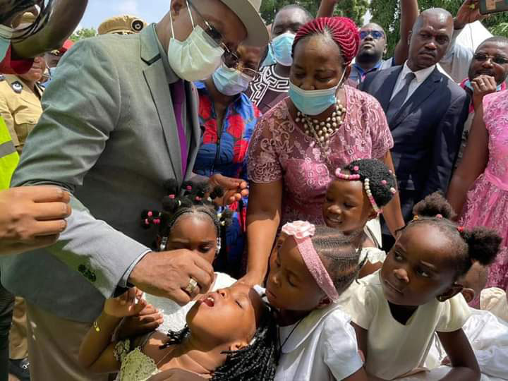 Vaccin oral contre la polio