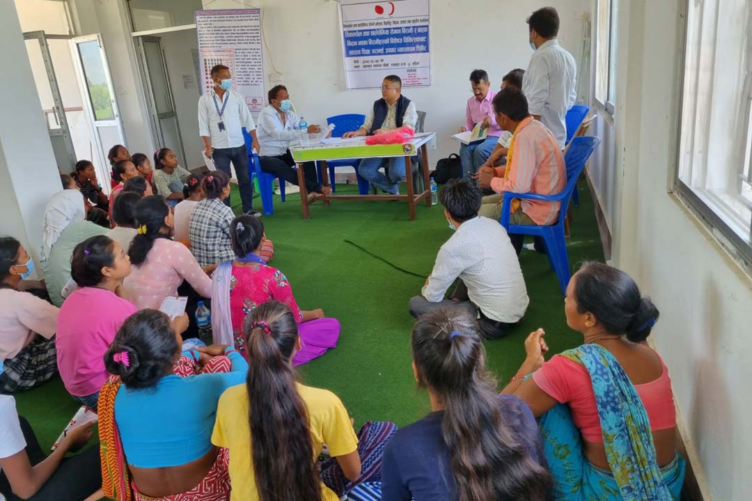 Organising a sickle cell disease awareness program in Rajapur, Bardia, Nepal. Credit : Rajan Pande