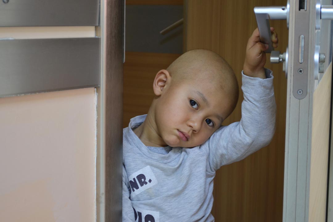 A little boy in one of the hospitals in Tashkent. Credit: Umida Maniyazova