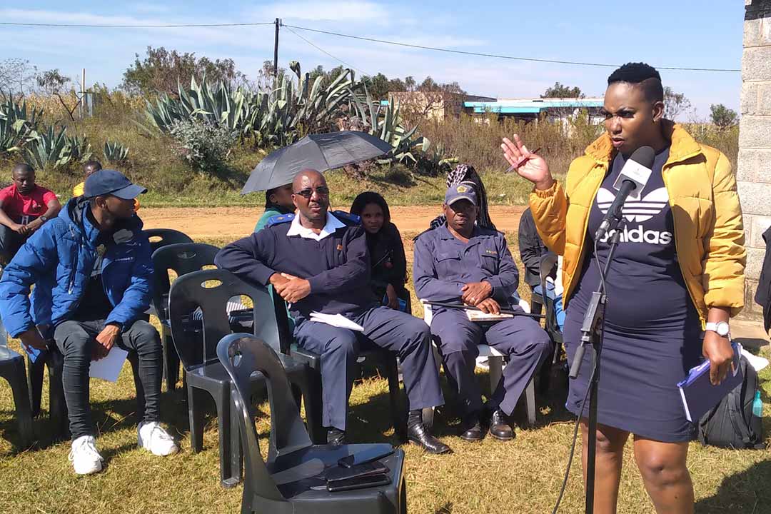 Nurse Kekeletso Motiki addresses a measles campaign drive at Ha Jimisi on 20 April 2023. Credit: Pascalinah Kabi