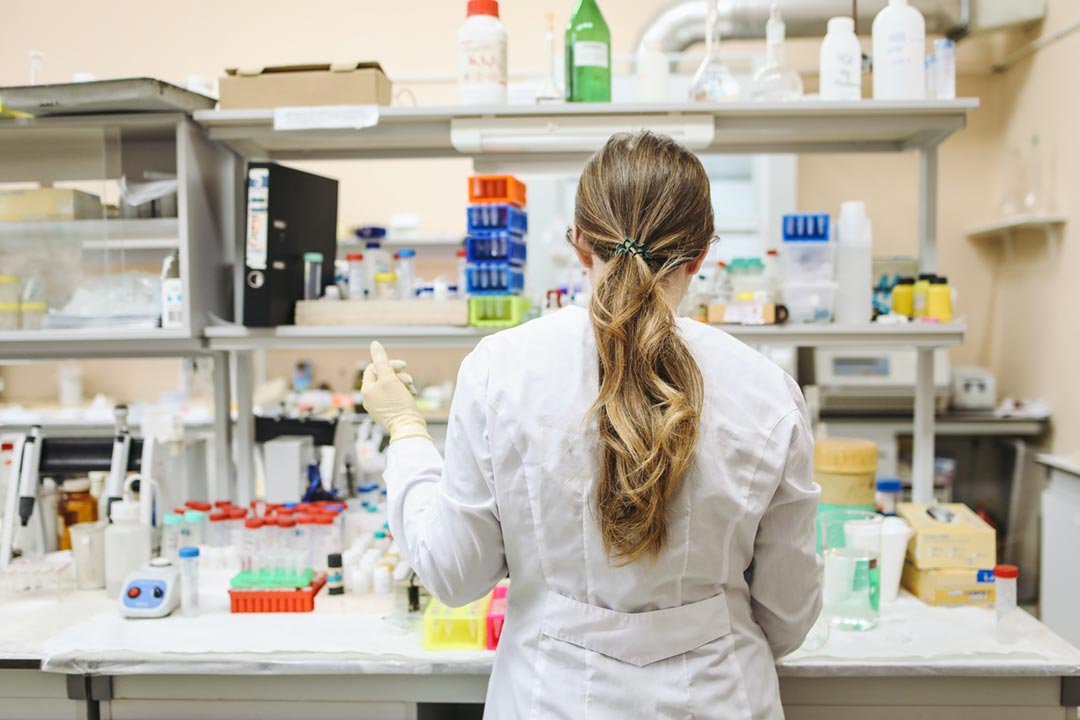 Woman in a laboratory. Credit: Polina Tankilevitch on Pexels