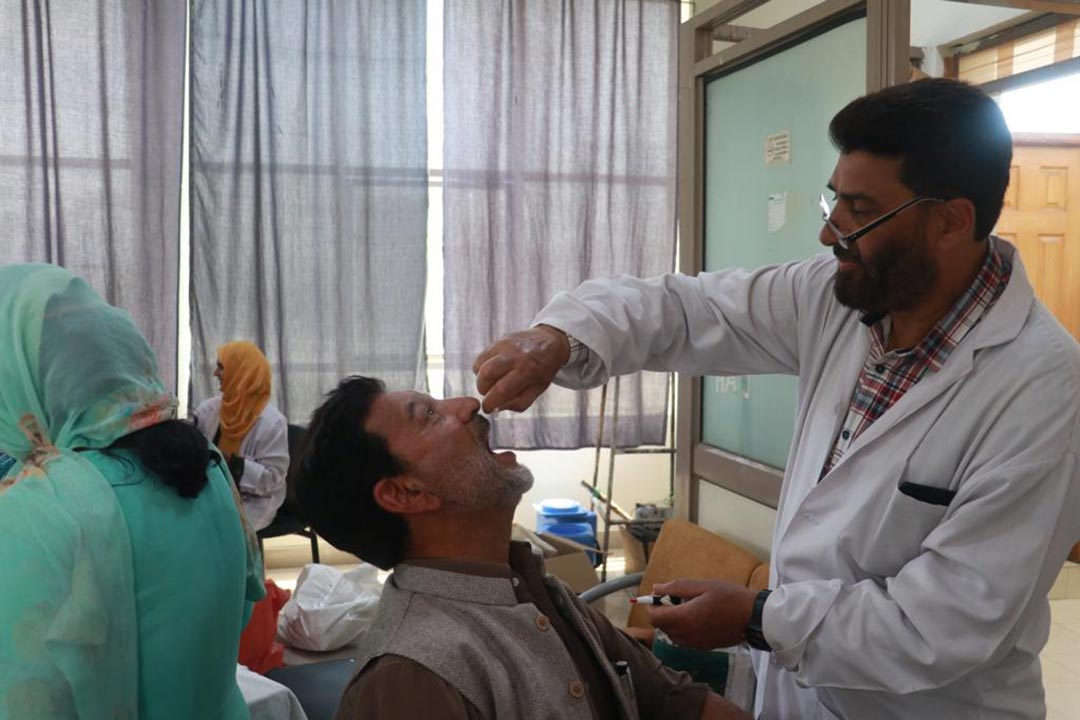 polio-drops-Haj_h1.jpg polio-drops-Haj_h1.jpg