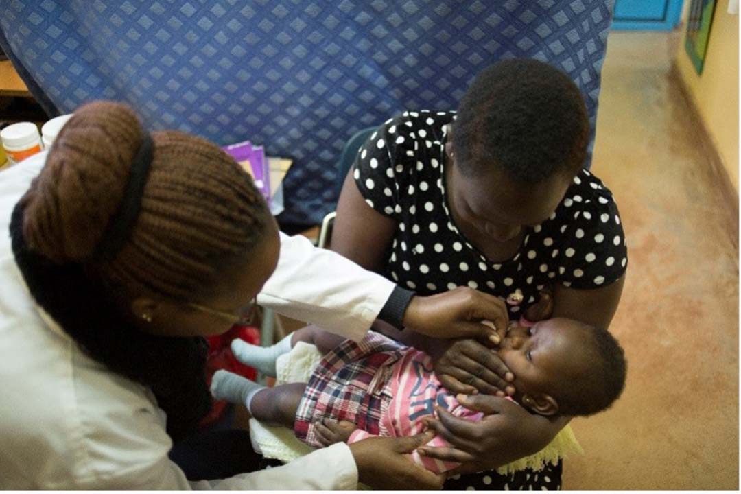 volunteer-clinician-Kaptembwa-Photo-Julie-Mwabe-CDCKenya_h1.jpg volunteer-clinician-Kaptembwa-Photo-Julie-Mwabe-CDCKenya_h1.jpg