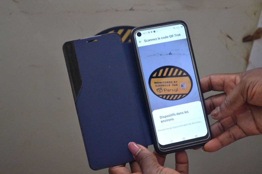 The Parsyl mobile application lets you check the temperature of vaccines at any time. Credit: Abdel Aziz Nabaloum