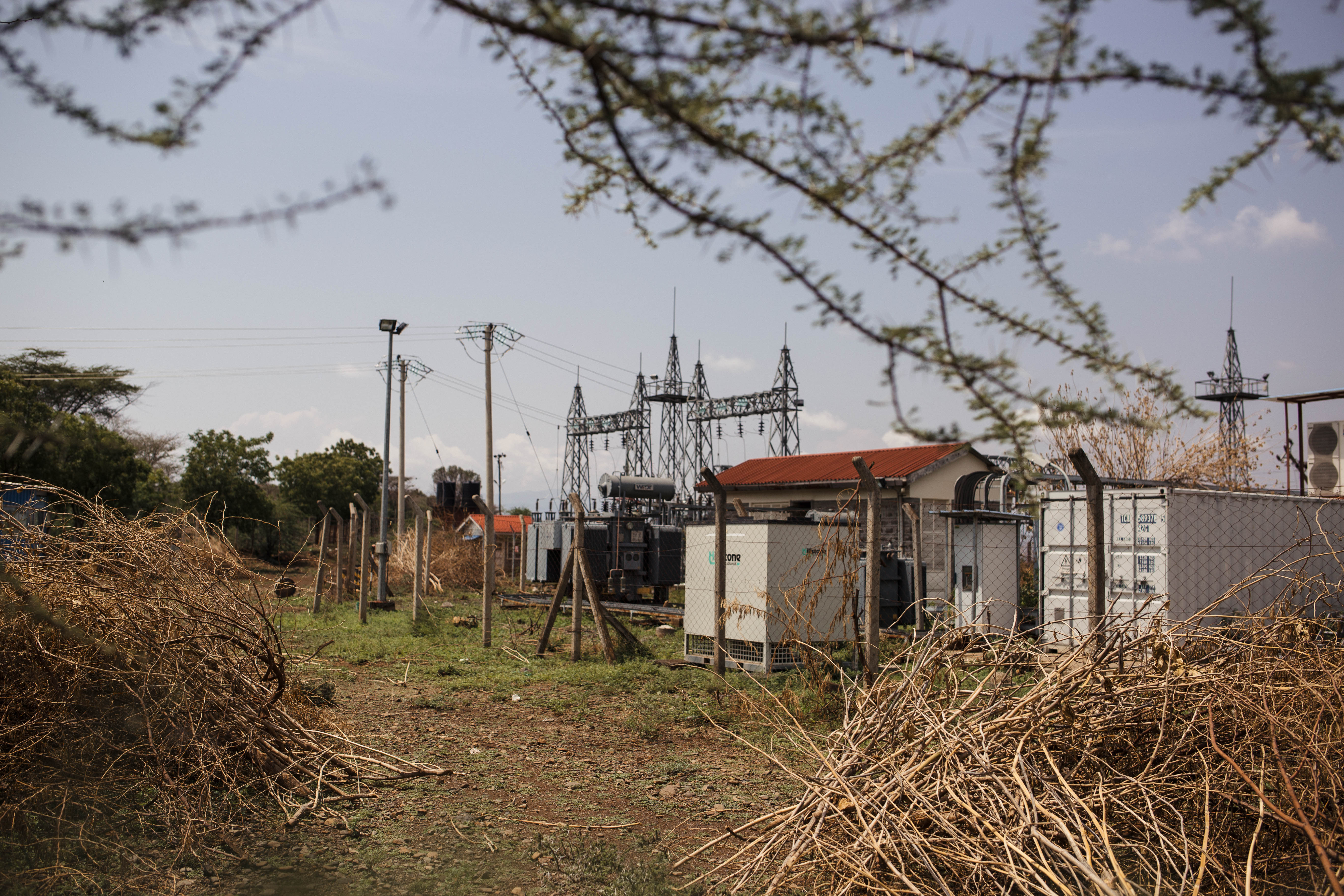 The now-defunct Cummins factory – built by a Chinese firm, in ultimately thwarted hopes of converting mathenge into green energy. Credit: Kang-Chun Cheng