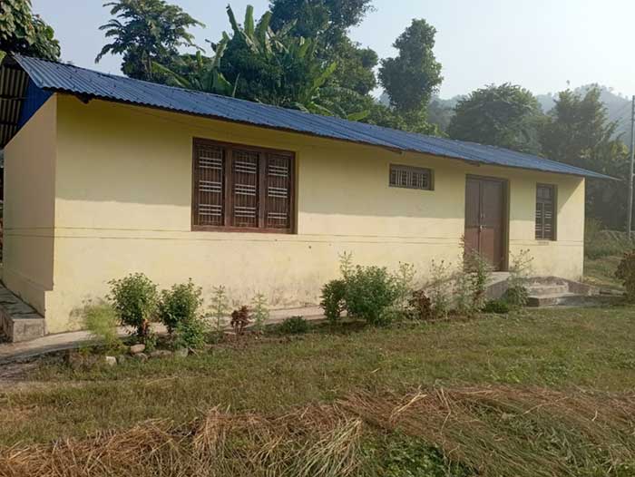 The Jamrani Basic Health Center in Parshuram, Dadeldhura, does not have a birthing service. Credit : Chhatra Karki