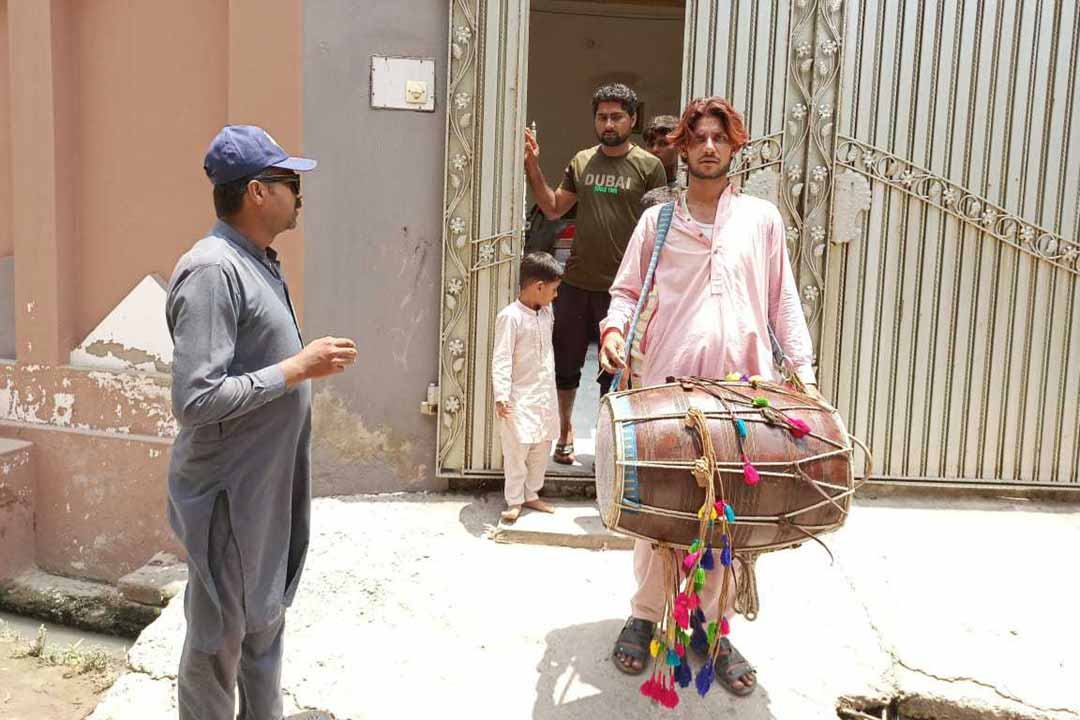 Drumming up awareness for vaccination. Credit: Punjab Expanded Program for Immunization.