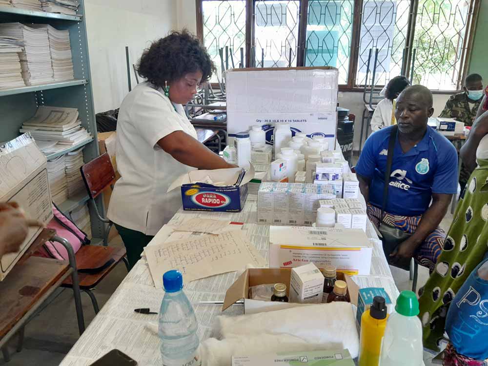 Health workers packing medicines. Credit:  Charles Mangwiro