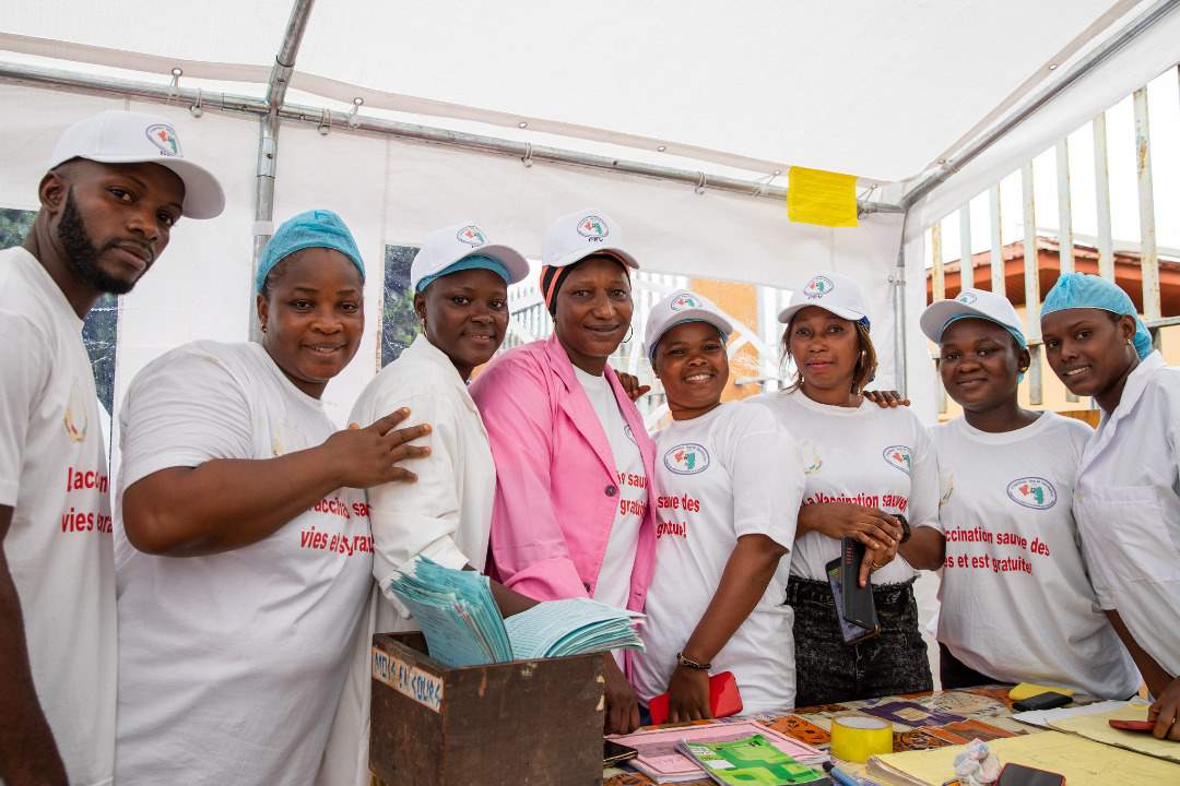 Expanded Program on Immunization workers in Guinea. Credit: ©UNICEF Guinea/SDesjardins