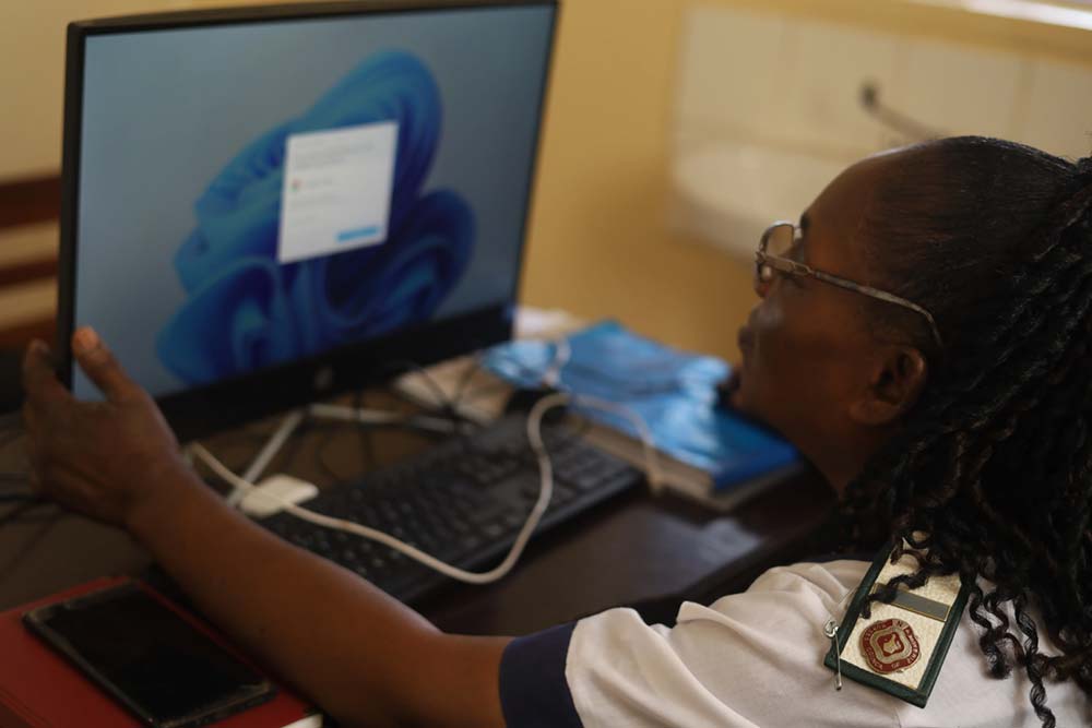 Otilia Mbano, a nurse in charge at a clinic that is offering telehealth in Chakohwa in Manicaland Province, Zimbabwe. Credit: Farai Shawn Matiashe