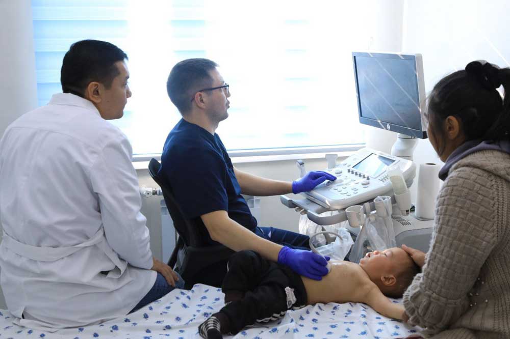 chest ultrasound on a small child