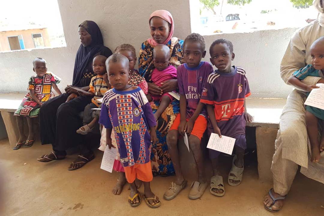 Children with their vaccination cards during a vaccination campaign against meningitis A in Chad. Credit: Gavi/2018