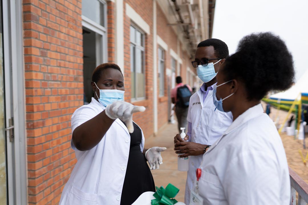 Health workers in Rwanda. Credit: Gavi/2021/Serrah Galos