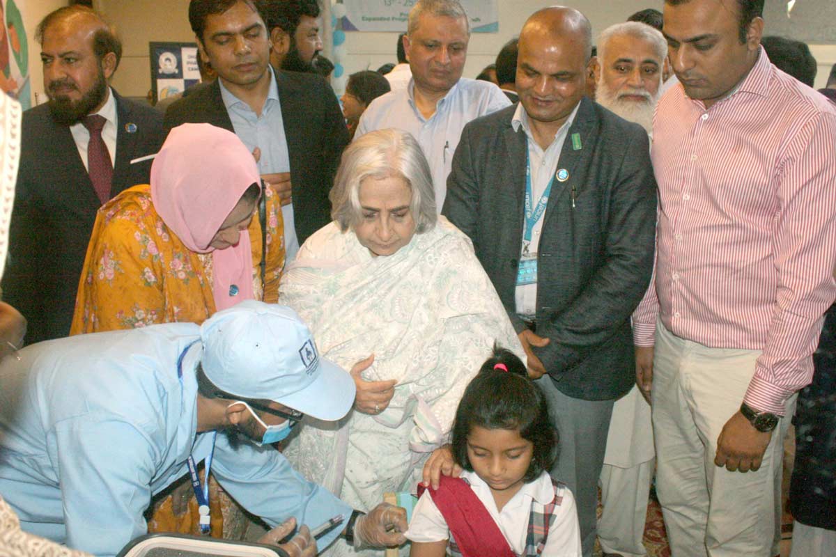 A child being vaccinated during the emergency typhoid vaccine campaign in Karachi. Credit: Rahul Bashara