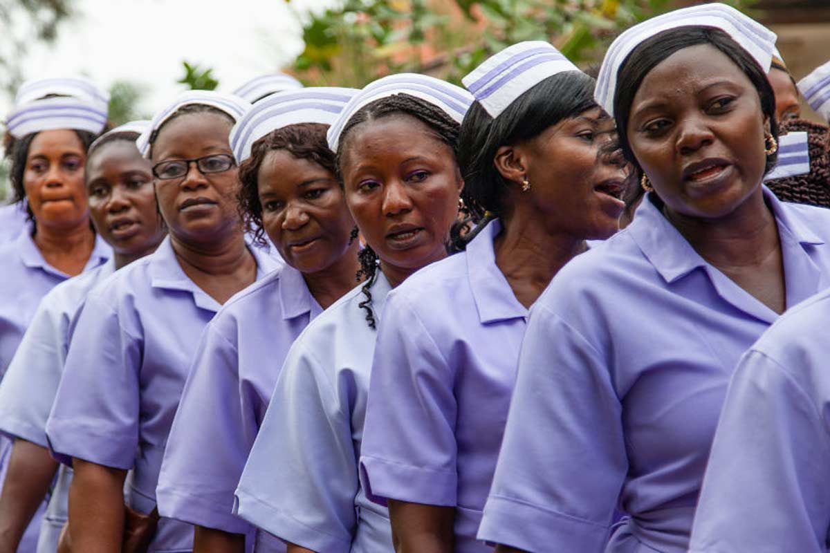 Graduands from the School of Midwifery in Makeni, Sierra Leone. Investing in maternal, newborn and child health saves lives. Copyright: Direct Relief (CC BY-NC-ND 2.0)