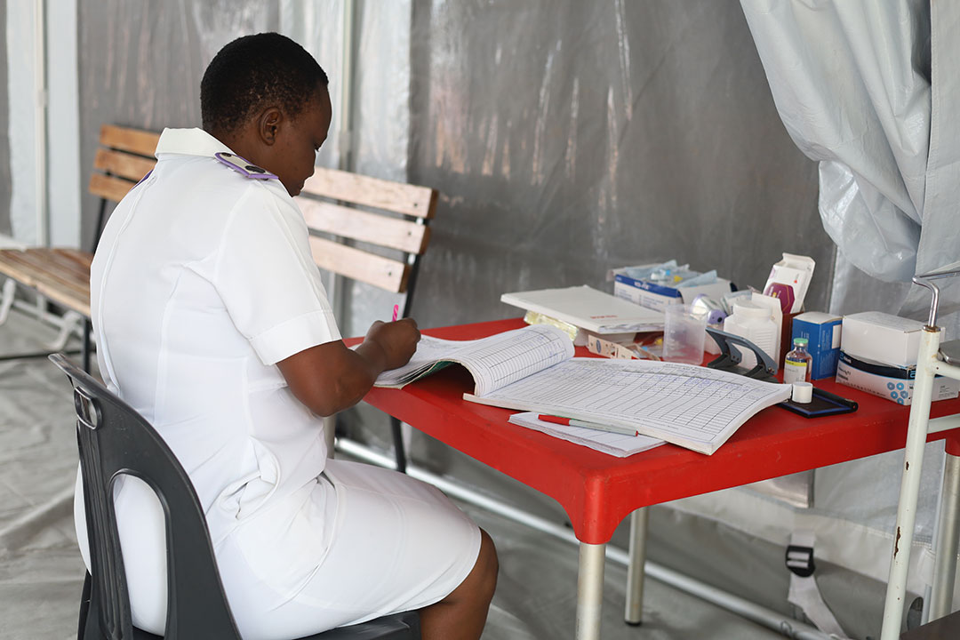 A registered nurse at Zvipiripiri Clinic in Marange, Zimbabwe. Credit: Farai Shawn Matiashe