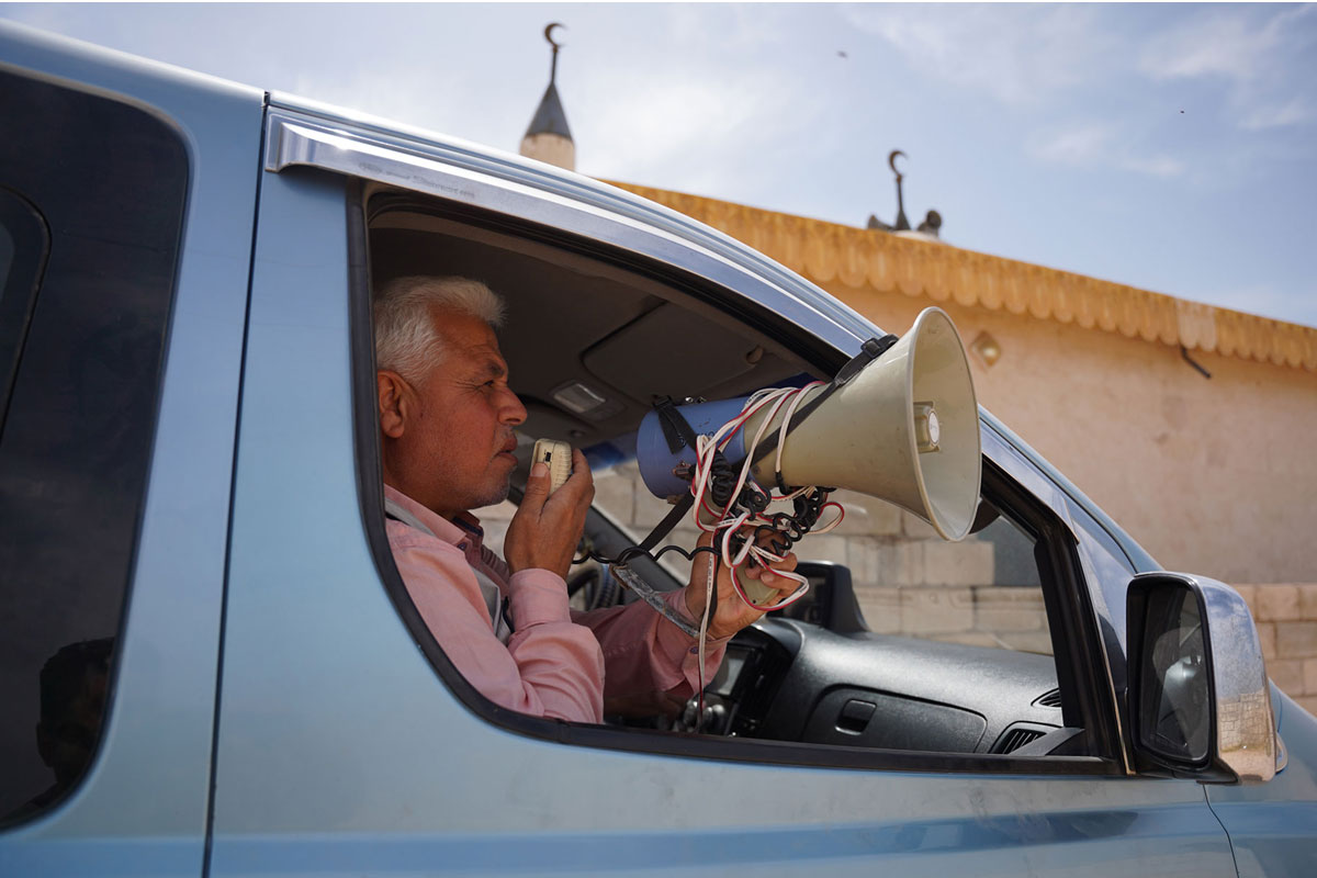 Amer announces the arrival of vaccination teams in Idlib. Credit: WHO
