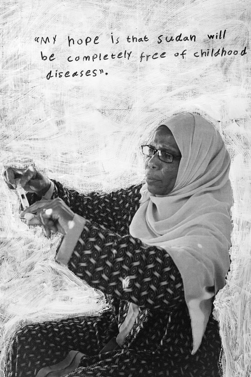 Amuna, mixing a vaccine dose. El-Hawata, Ar Rahd District, Sudan. March 10, 2025.