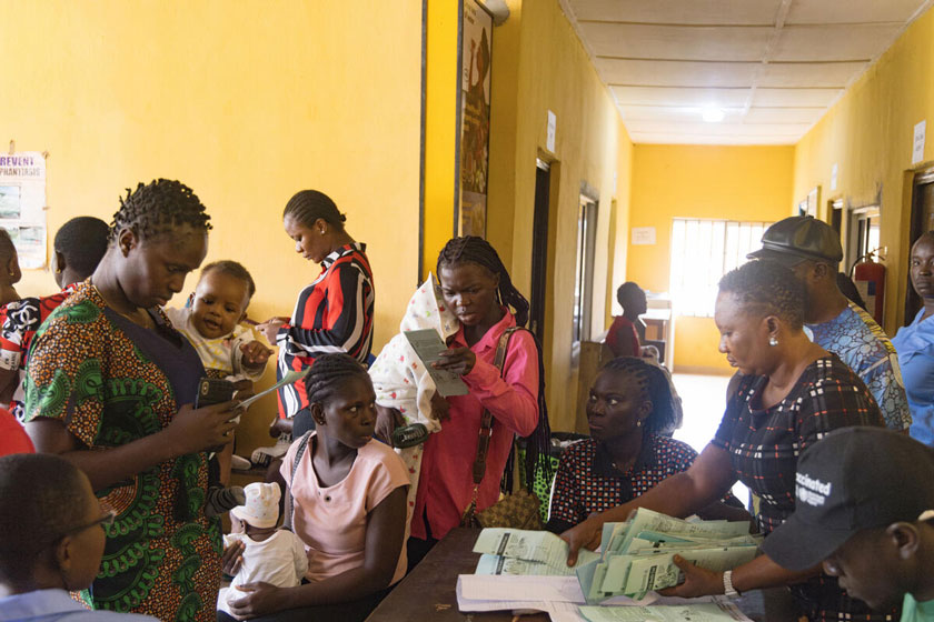 Permanent Aselo, 23, takes her 5-month-old baby, Talent, to the local hospital for a medical check-up in Onuegbu community, Bayelsa State. Ogbia, Nigeria. December 18, 2024. Credit: Jérôme Sessini