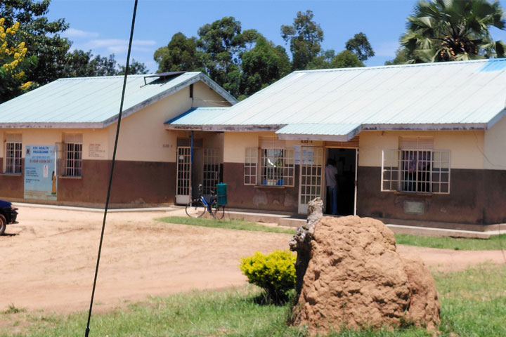 The administration block and the OPD block of Vurra Health Centre III in Arua district. Credit: John Musenze