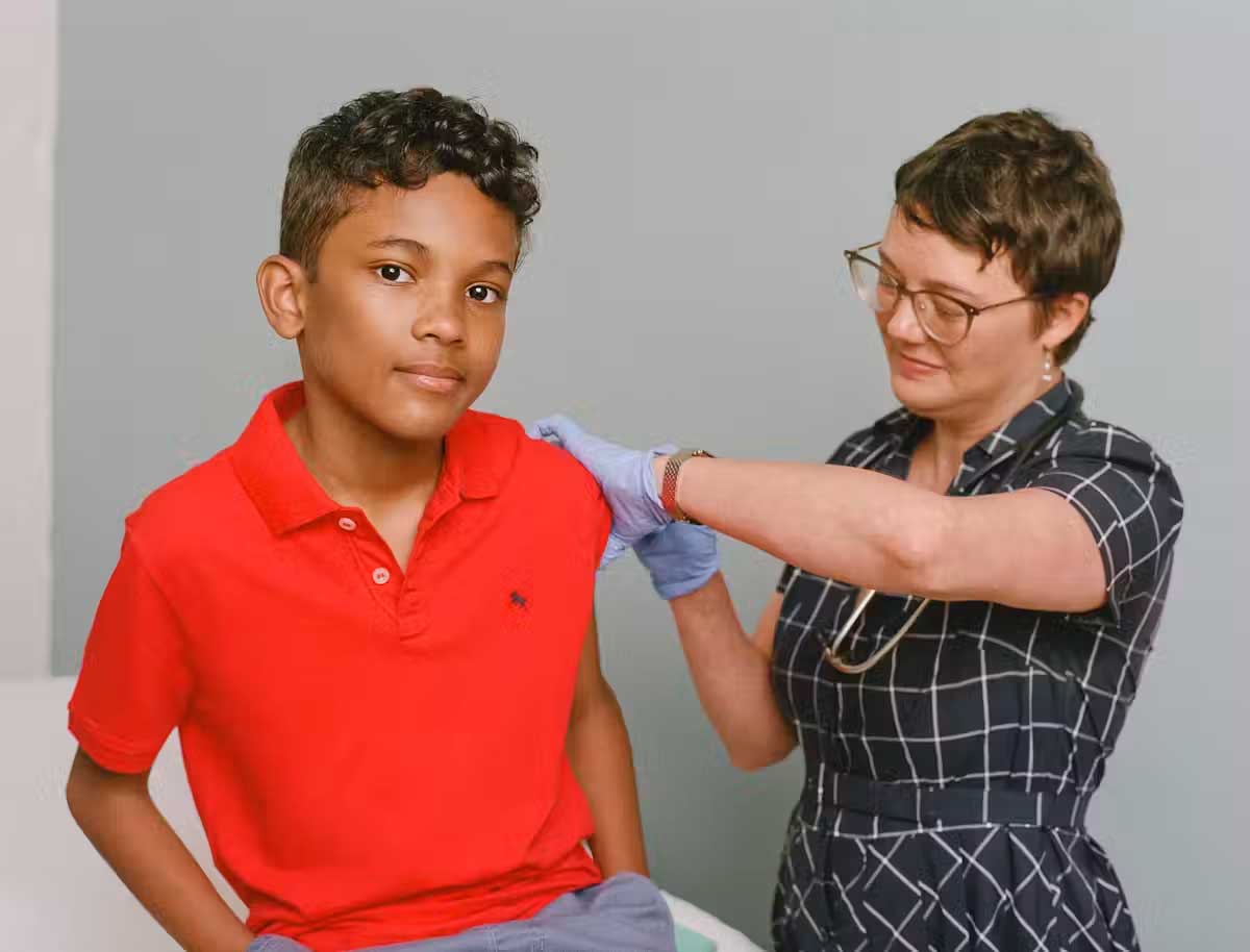 The pertussis vaccine’s protction wanes over time, so public health experts recommend a booster around age 11 or 12. SELF Magazine via flickr, CC BY