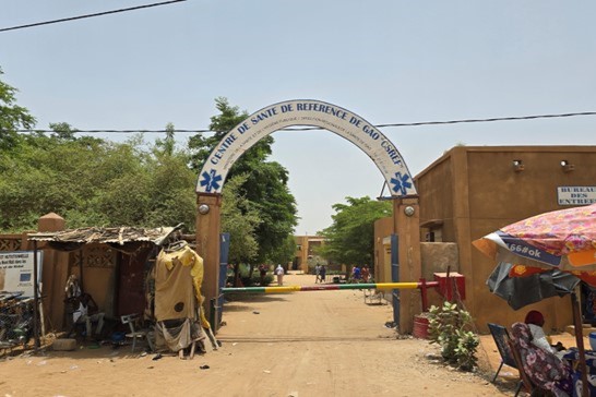 L'entrée principale du centre de santé de Gao. Crédit : Aliou Diallo