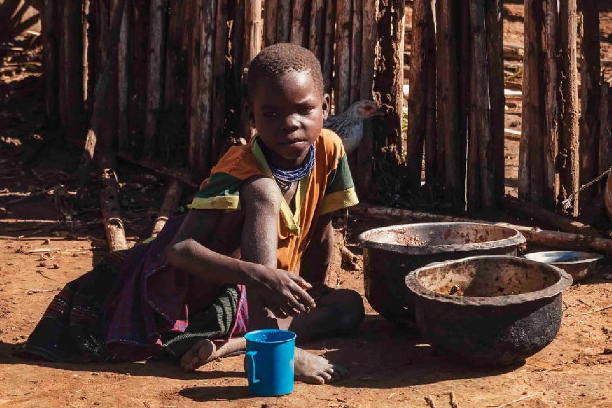 A Tepeth girl at home in Karamoja, north-eastern Uganda. Following a study in the region, experts are calling for urgent action to protect children and wider community from contaminated food and water. Copyright: Rod Waddington (CC BY-SA 2.0)