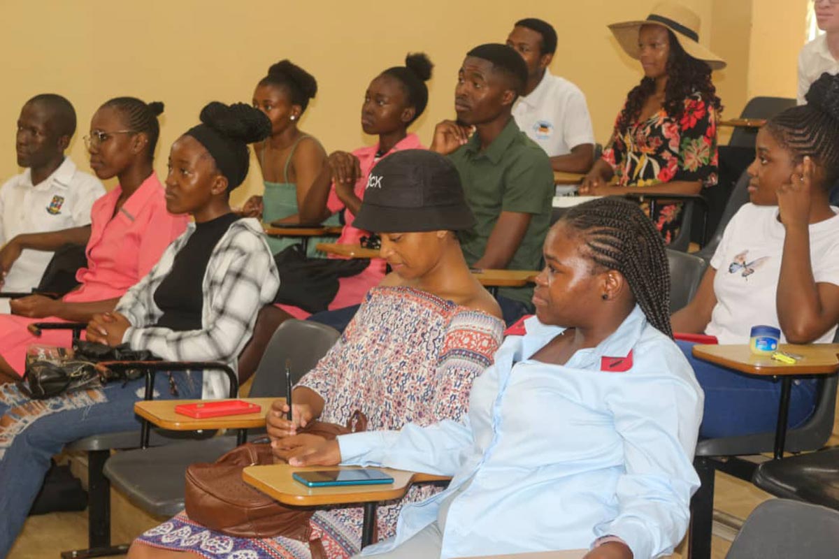 The audience during The Nurse's Orders live session.