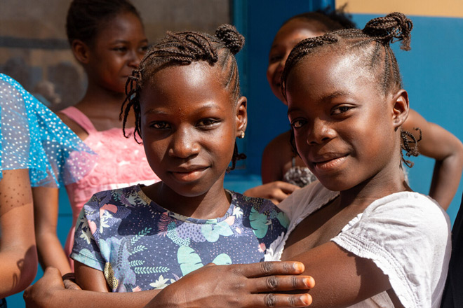 Launch of the human papillomavirus (HPV) vaccine at the Commune I Health Centre in the District of Bamako, Mali's capiltal city. HPV is the main cause of cervical cancer, which is the second most common cancer in women aged 15-44. The vaccine is being introduced as part of routine vaccination for all girls aged 10, as Mali is one of the 20 most affected countries in Africa. Credit: Gavi, Adriana Borra