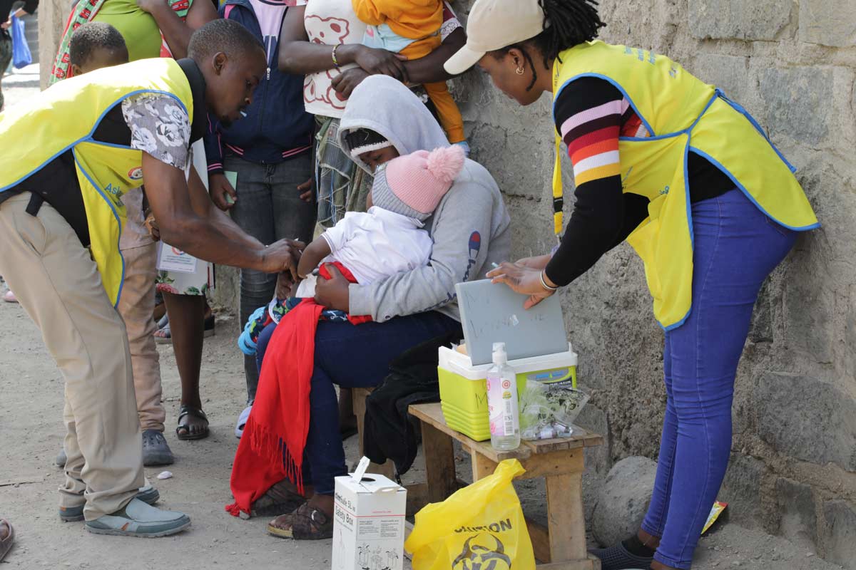 Health care workers vaccinate children during the typhoid conjugate vaccine campaign in Nairobim, July 2025. Credit: Ministry of Health, Kenya