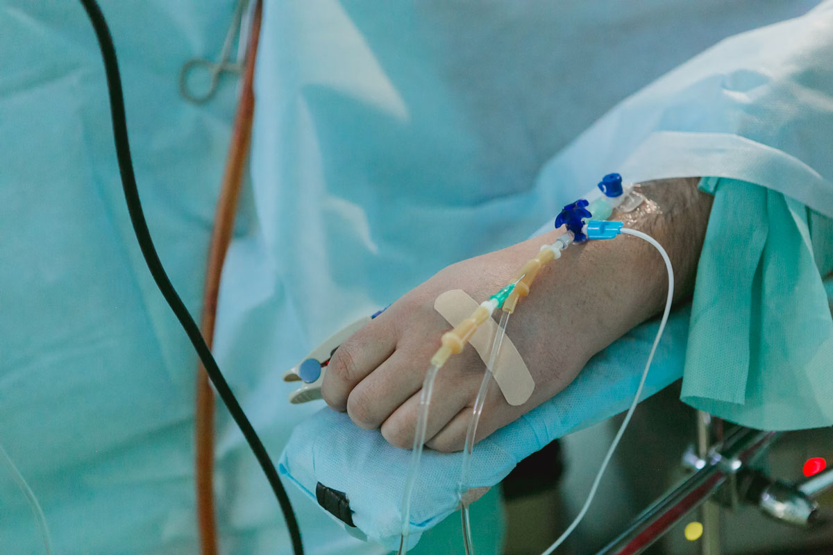 A patient undergoing infusion therapy. Treatment failure can happen when a disease adapts to become resistant to antibiotics. (Unsplash/Olga Kononenko)