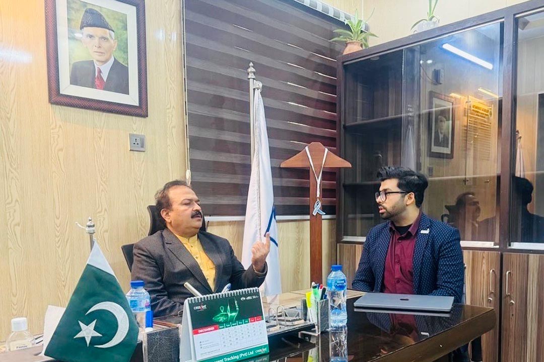 Dr Fahad Abbasi, Technical Adviser for Jhpiego Pakistan, with EPI Balochistan’s Dr Aftab Hussain Kakkar.