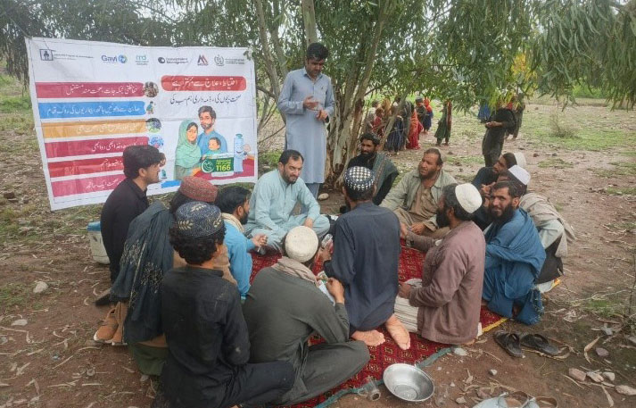 Teams from&nbsp;CSO the&nbsp;Medical Emergency Resilience Foundation (MERF) conduct an awareness session for newly arrived pastoralist families. Photo courtesy: MERF