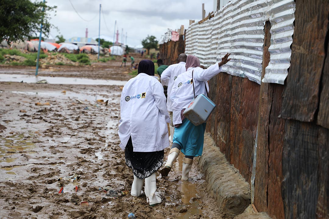 Vaccinators accessing a community affected by floods. Credit: CORE group and IRC