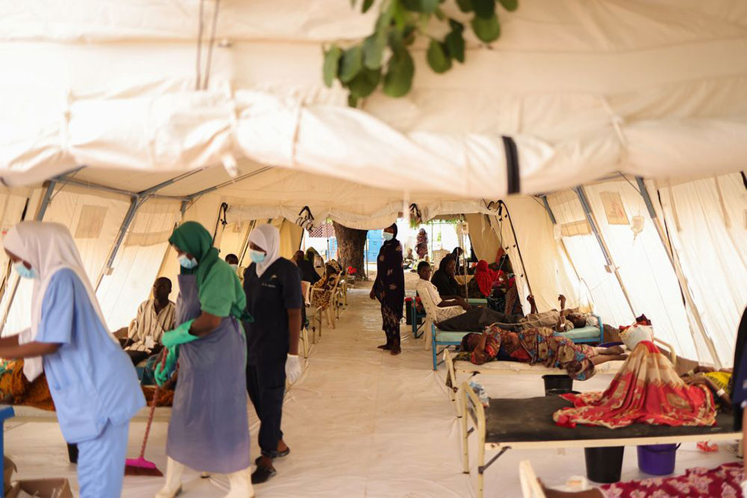 Health workers attending to patients at the MSF Cholera Treatment Centre in Maiduguri. Credit: MSF