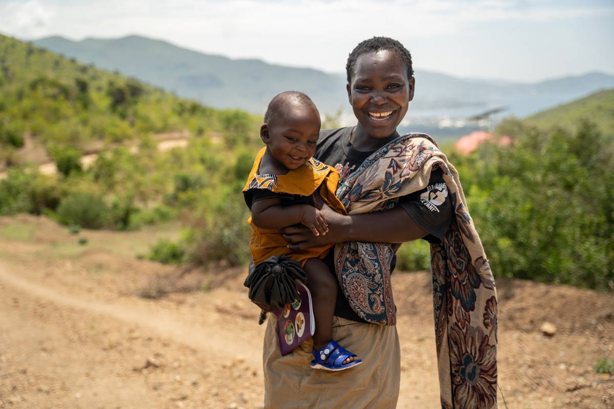 A mother with her child in Kenya after he received his third dose of the malaria vaccine. Credit: Gavi/2023/Kelvin Juma