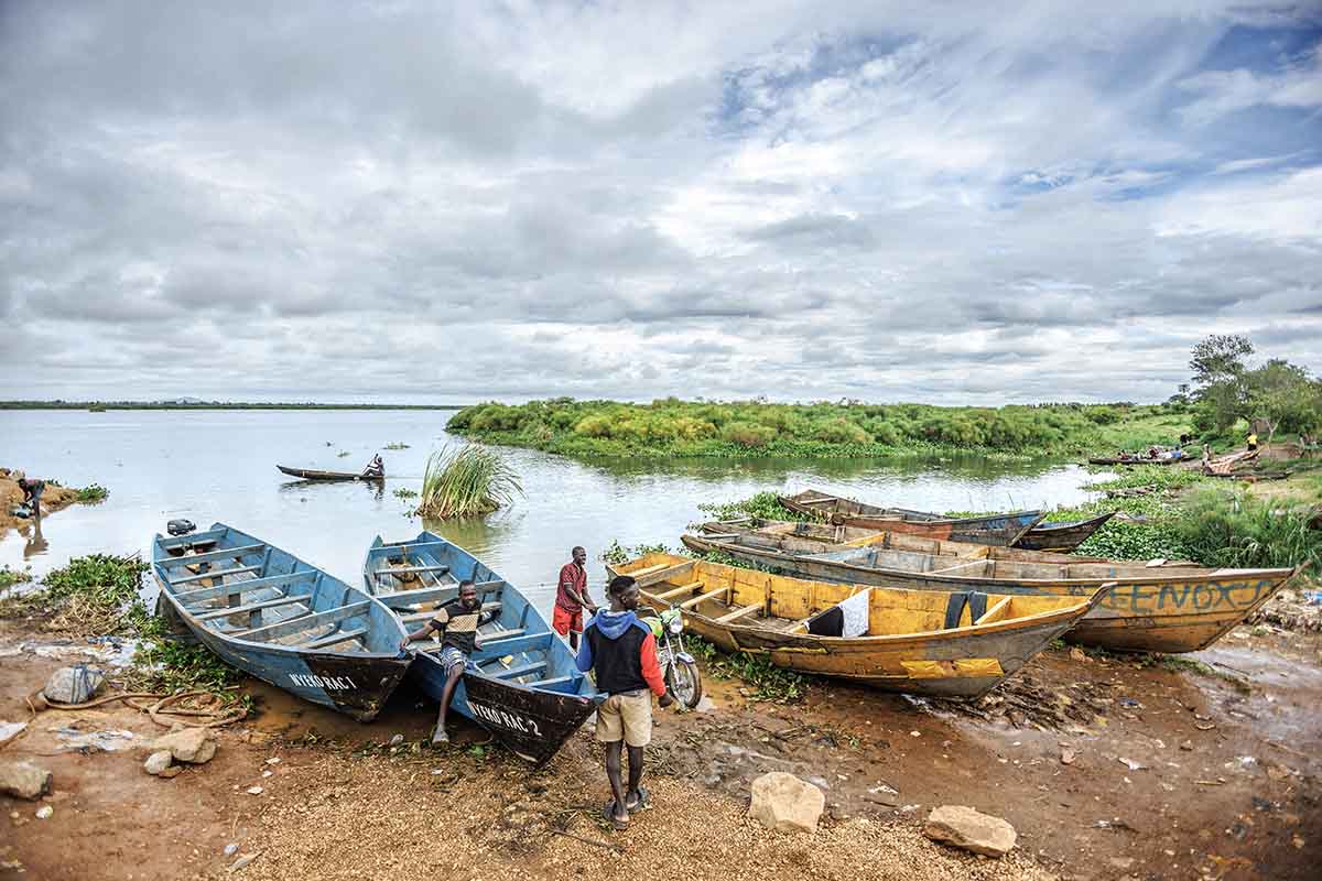Boats on the shore in Uganda. Credit: Gavi/2025/Jjumba Martin