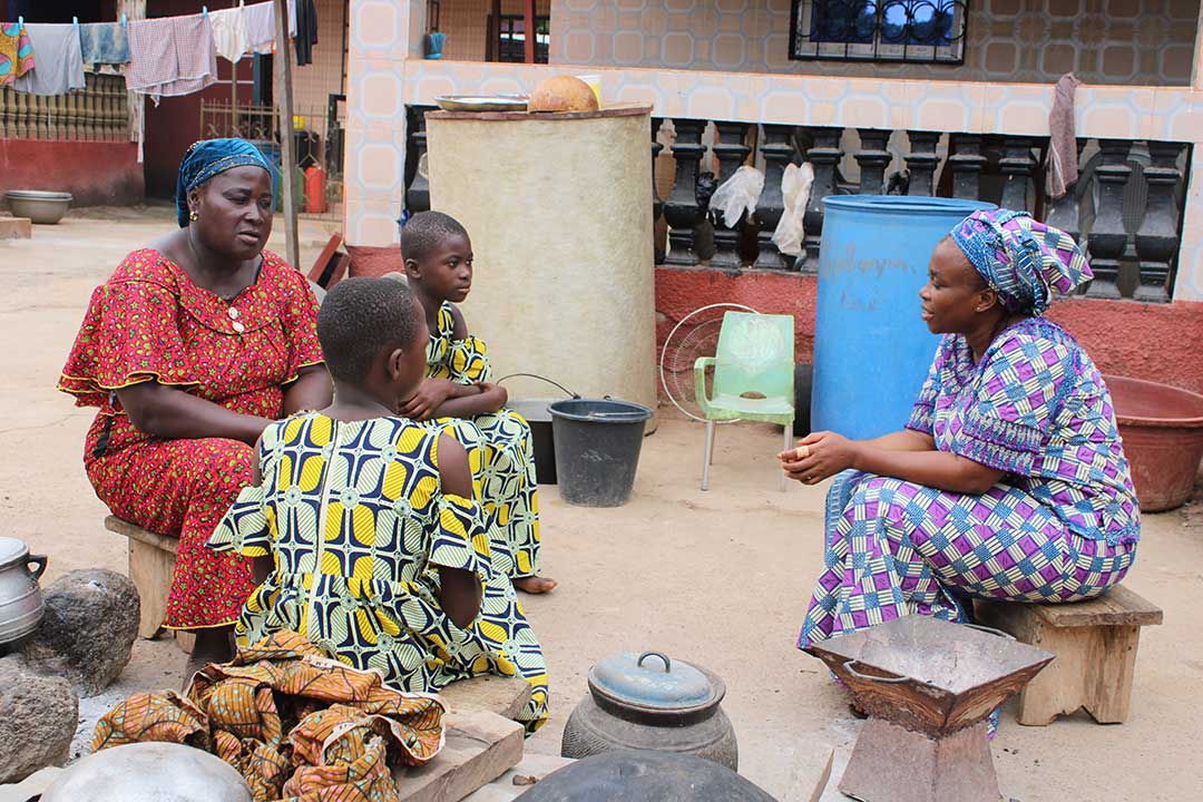 VMS Nurse Diby Felicité on a community visit in Niakara, Cote d'Ivoire. Credit: Jean Jacques SOHA