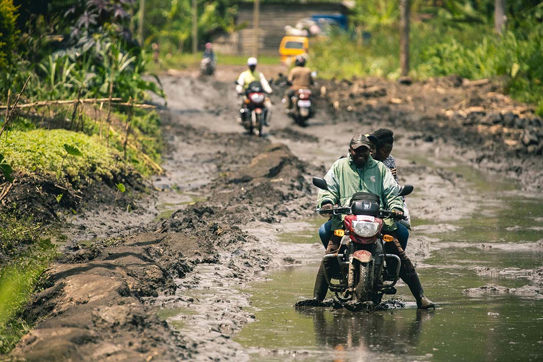 Route Sake - Kirotche. Photo by Dieuvain Musaghi on Unsplash