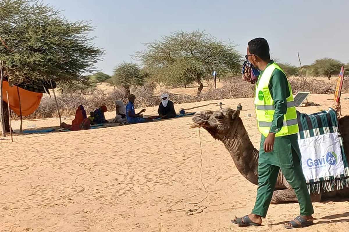 A coordinator of the Attama project on a mission to find nomadic children who have not received any vaccinations in remote areas of the Taoudenni region Credit: AVS, Mali.